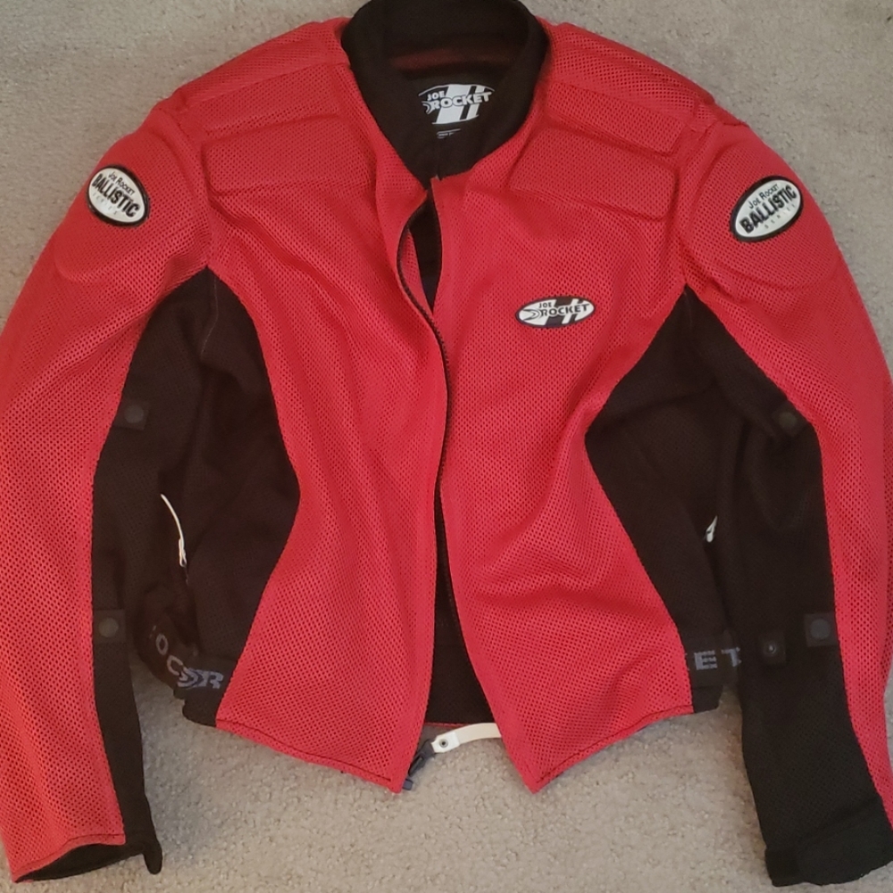 Motorcycle riding jacket